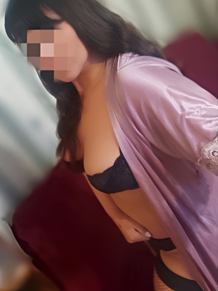 Ксения привлекальеная девушка из Черноморское цена от 3000 руб