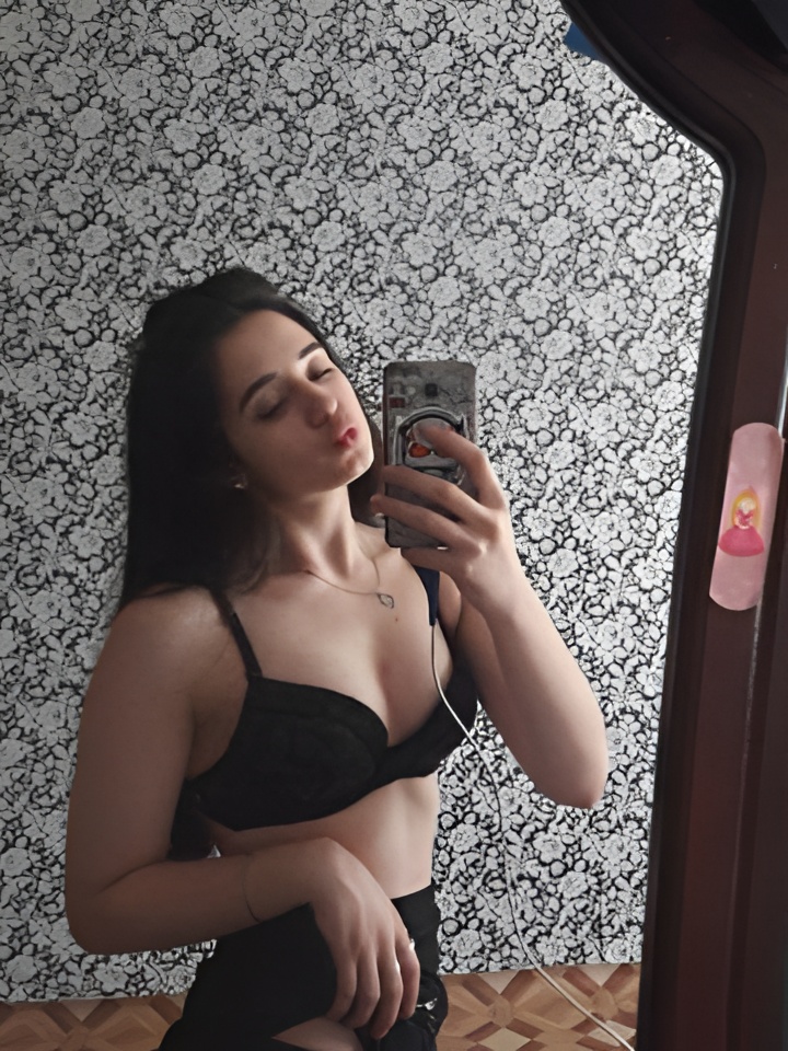 Натуся привлекальеная девушка из Черноморское цена от 5000 руб