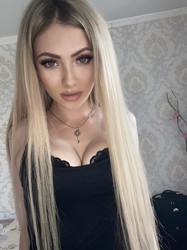 Юстина привлекательная девушка из Черноморское цена от 4000 руб