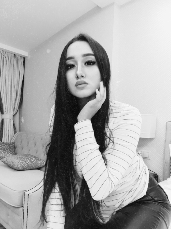 Светланка привлекательная девушка из Черноморское цена от 3500 руб