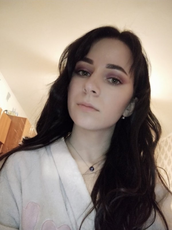 Лиза привлекательная девушка из Черноморское цена от 3500 руб