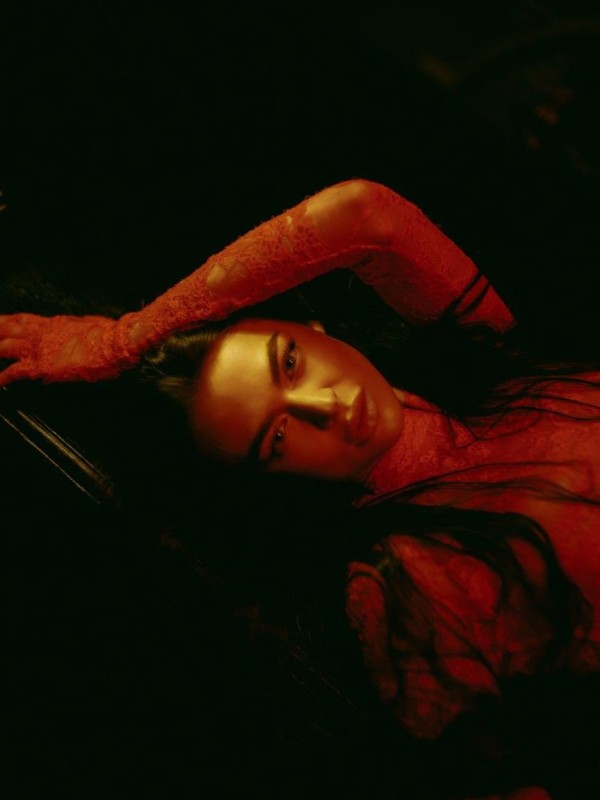 Лера привлекательная девушка из Черноморское цена от 4000 руб